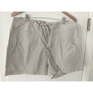 Columbia Shorts M Khaki Cargo Solid Comfort Hiking Nylon Womens